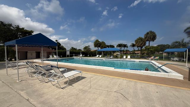 63 Mayfair Lane 63, Boynton Beach, FL 33426