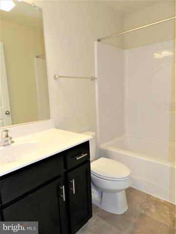 2 ANDREWS PL, Fredericksburg, VA 22405