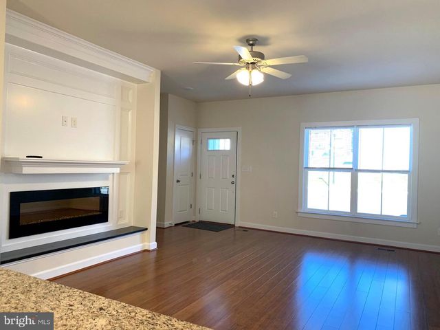 2 ANDREWS PL, Fredericksburg, VA 22405