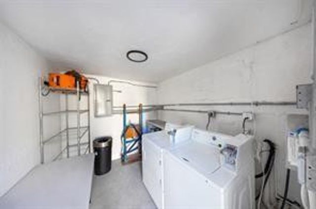 720 NE 7th Street 2a, Hallandale Beach, FL 33009