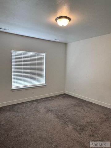 2163 W 690 S, Rexburg, ID 83440