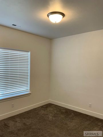 2163 W 690 S, Rexburg, ID 83440