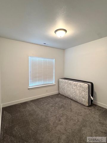 2163 W 690 S, Rexburg, ID 83440