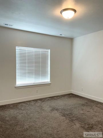 2163 W 690 S, Rexburg, ID 83440