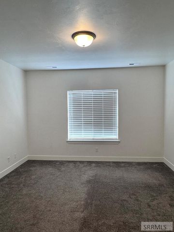 2163 W 690 S, Rexburg, ID 83440