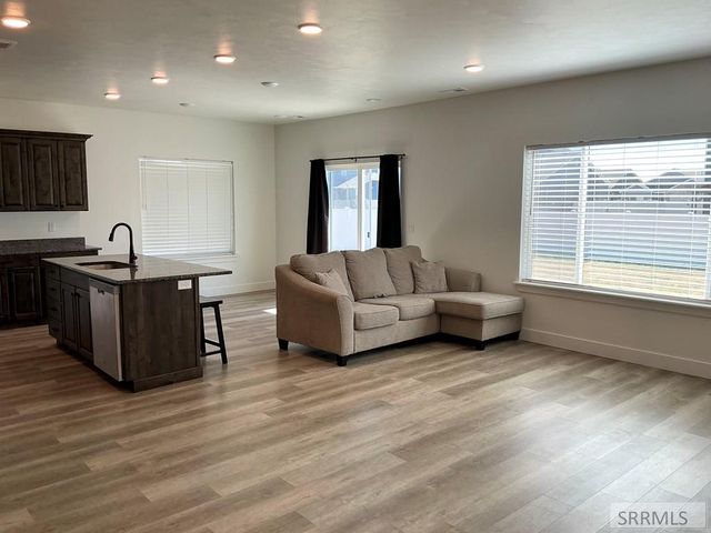 2163 W 690 S, Rexburg, ID 83440