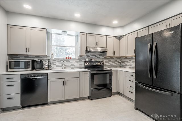 650 Nogales Trail, Miamisburg, OH 45342