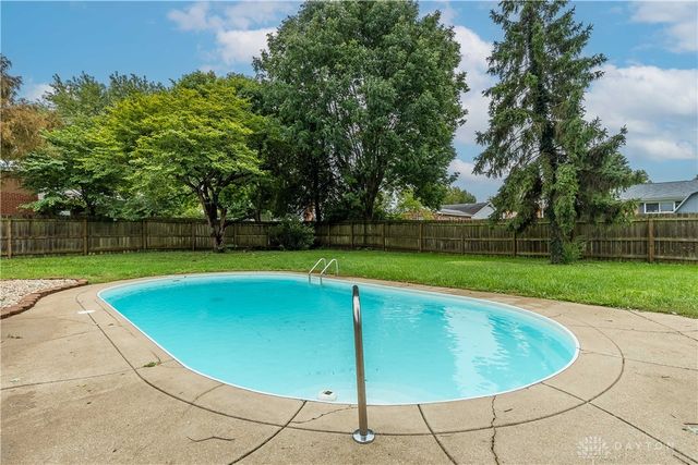 650 Nogales Trail, Miamisburg, OH 45342