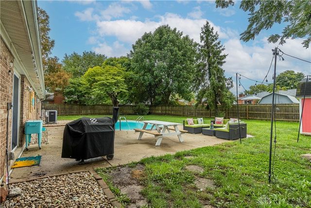 650 Nogales Trail, Miamisburg, OH 45342