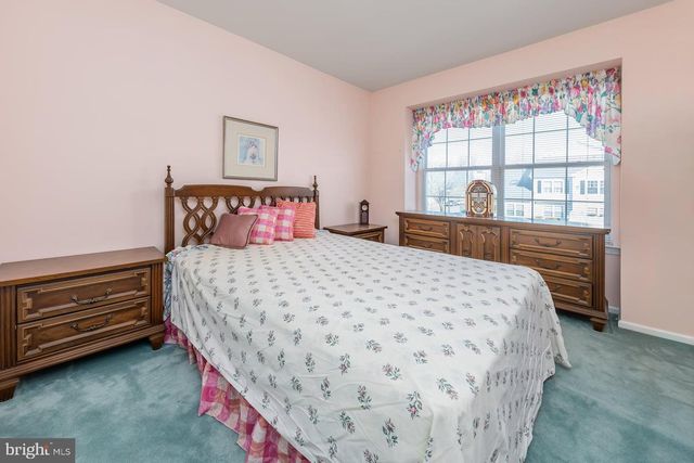 9 HARVEST DR, West Deptford, NJ 08086