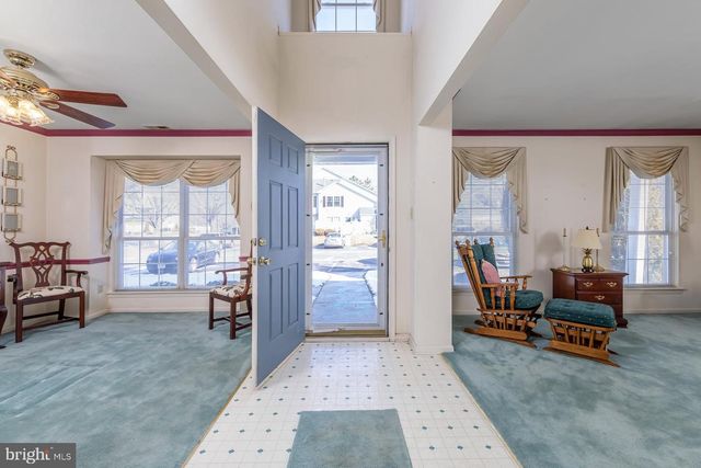 9 HARVEST DR, West Deptford, NJ 08086