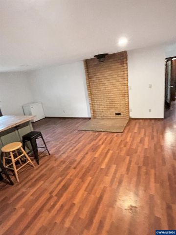 4603 Goldenrod Av NE, Salem, OR 97305