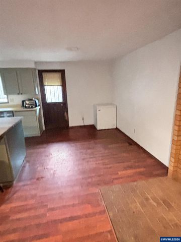 4603 Goldenrod Av NE, Salem, OR 97305