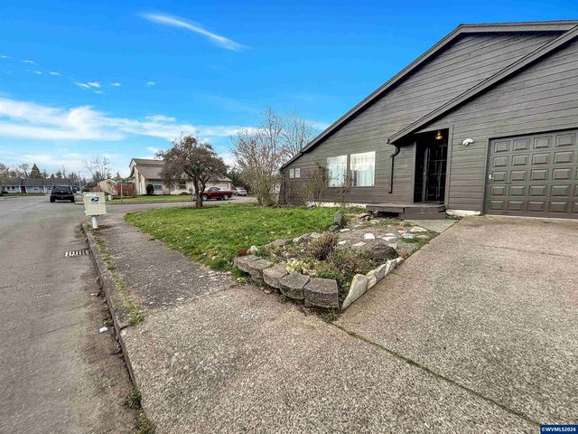 4603 Goldenrod Av NE, Salem, OR 97305