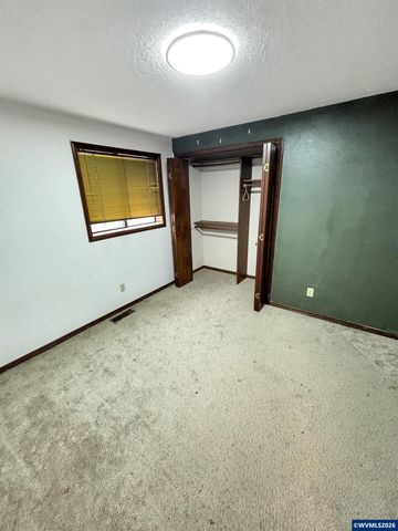 4603 Goldenrod Av NE, Salem, OR 97305