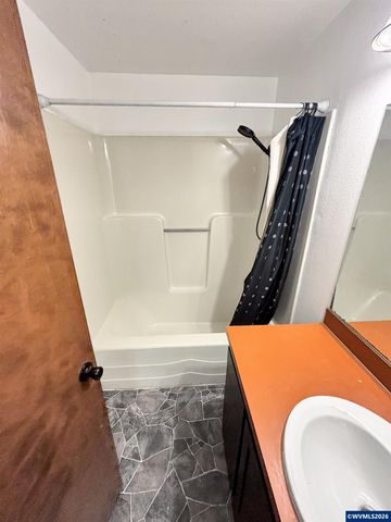 4603 Goldenrod Av NE, Salem, OR 97305