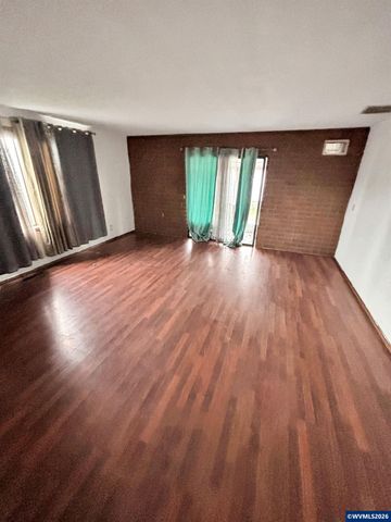 4603 Goldenrod Av NE, Salem, OR 97305