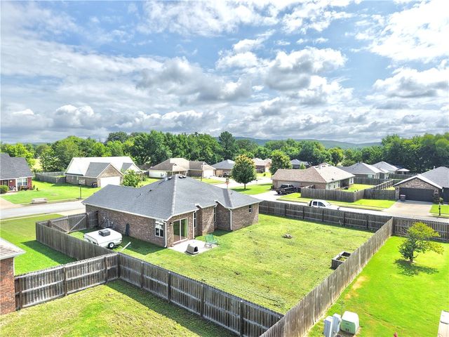 143 Alexandra Loop, Elkins, AR 72727