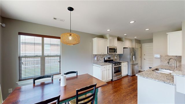 143 Alexandra Loop, Elkins, AR 72727