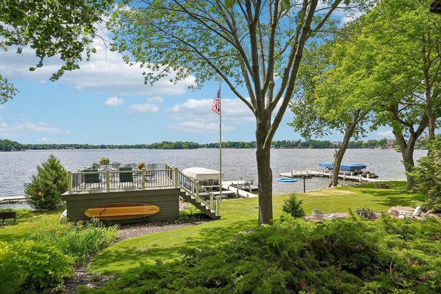 W343N6293 S Bayview ROAD, Oconomowoc, WI 53066