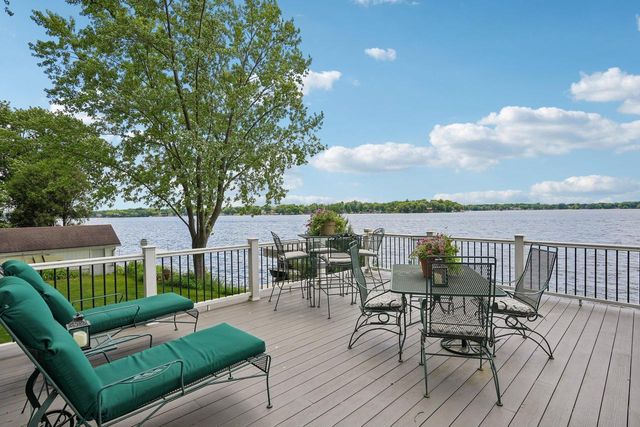 W343N6293 S Bayview ROAD, Oconomowoc, WI 53066