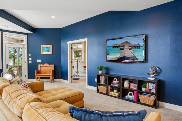 W343N6293 S Bayview ROAD, Oconomowoc, WI 53066