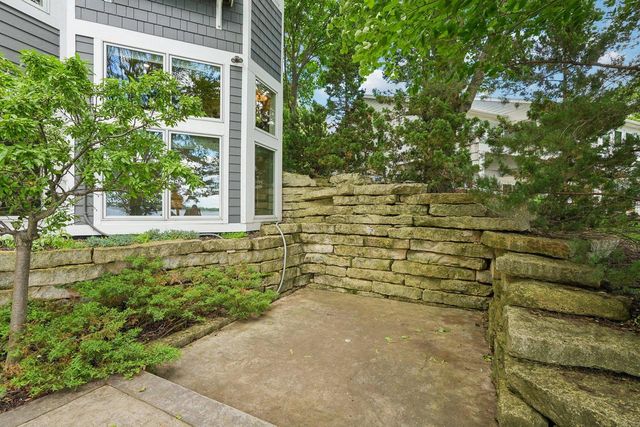 W343N6293 S Bayview ROAD, Oconomowoc, WI 53066