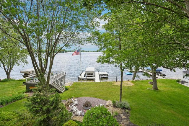 W343N6293 S Bayview ROAD, Oconomowoc, WI 53066