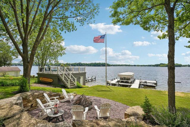W343N6293 S Bayview ROAD, Oconomowoc, WI 53066