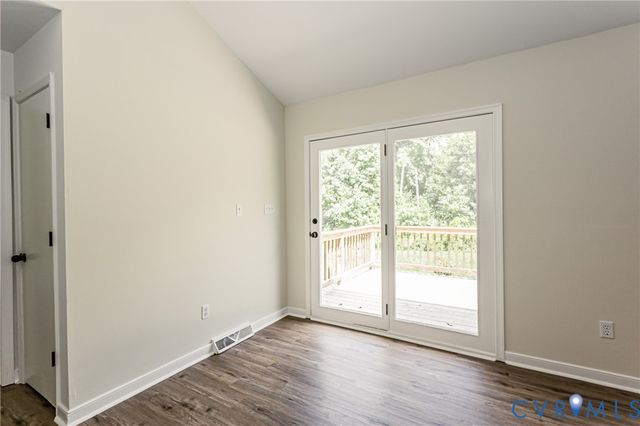 1520 Willow Brook Rd, Louisa, VA 23024