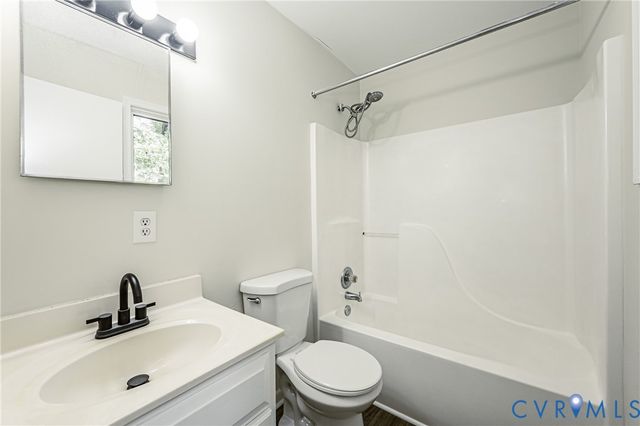 1520 Willow Brook Rd, Louisa, VA 23024