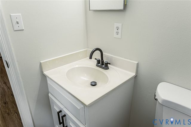 1520 Willow Brook Rd, Louisa, VA 23024