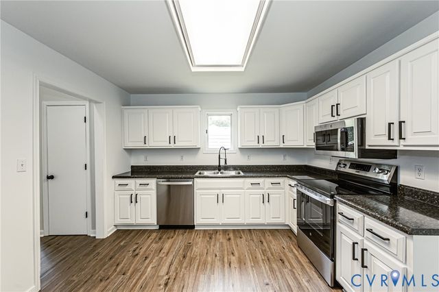 1520 Willow Brook Rd, Louisa, VA 23024