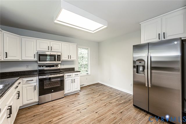 1520 Willow Brook Rd, Louisa, VA 23024