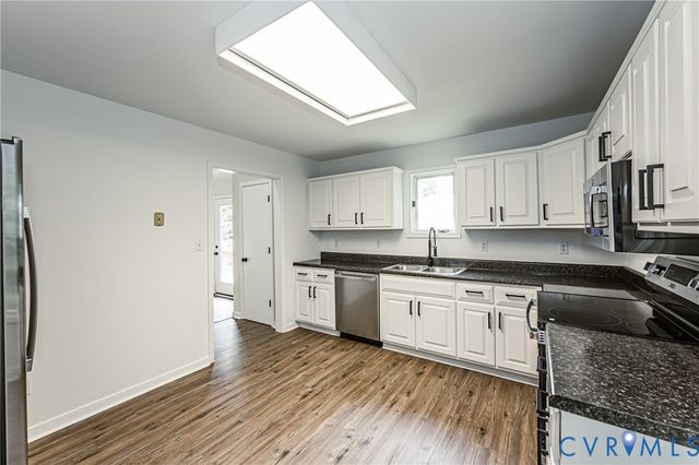 1520 Willow Brook Rd, Louisa, VA 23024
