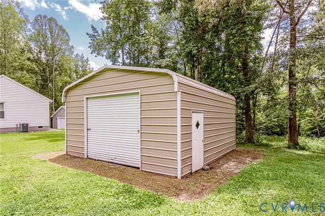 1520 Willow Brook Rd, Louisa, VA 23024