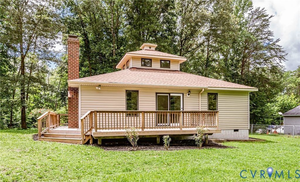 1520 Willow Brook Rd, Louisa, VA 23024