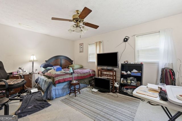 4118 Rocky Ledge Way, Snellville, GA 30039