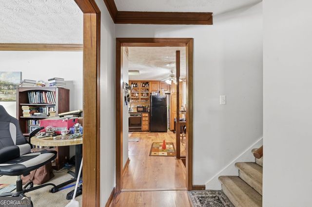 4118 Rocky Ledge Way, Snellville, GA 30039
