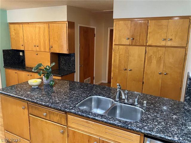 1503 5th Place, Las Vegas, NV 89104