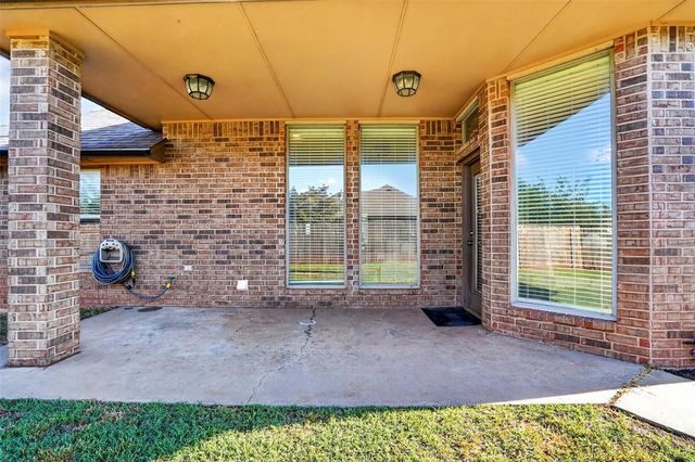 2824 NW 168th Street, Edmond, OK 73012