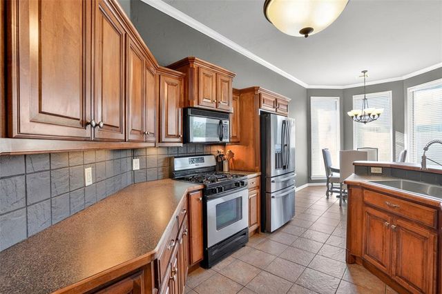 2824 NW 168th Street, Edmond, OK 73012