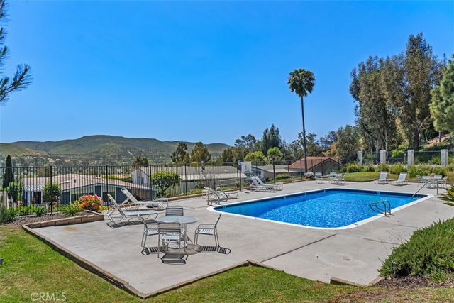 27703 Ortega 111, San Juan Capistrano, CA 92675