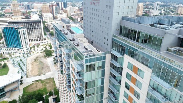 610 E Market St Unit 3213, San Antonio, TX 78205