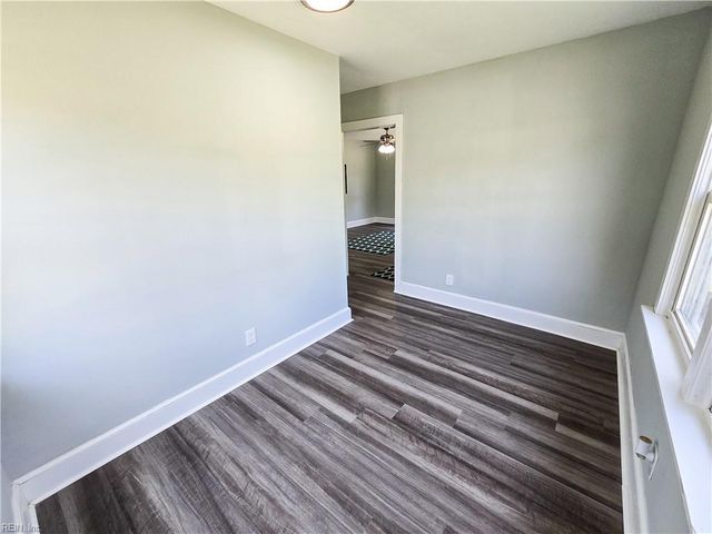 120 Oak ST, Suffolk, VA 23434