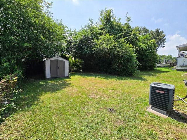 120 Oak ST, Suffolk, VA 23434