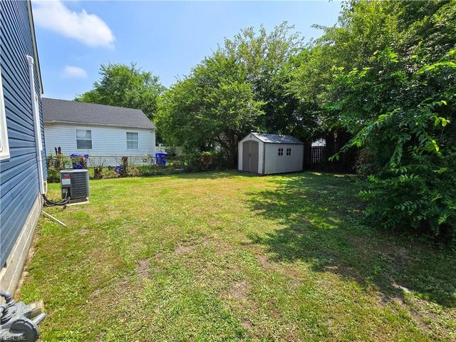 120 Oak ST, Suffolk, VA 23434