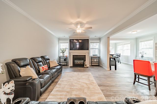 17213 Carolina Hickory Drive, Huntersville, NC 28078