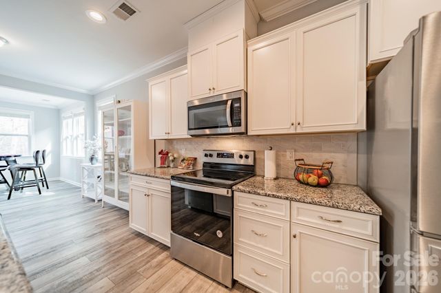 17213 Carolina Hickory Drive, Huntersville, NC 28078