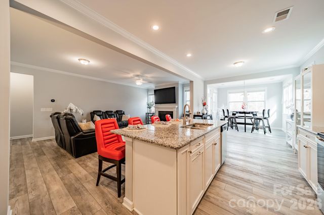 17213 Carolina Hickory Drive, Huntersville, NC 28078